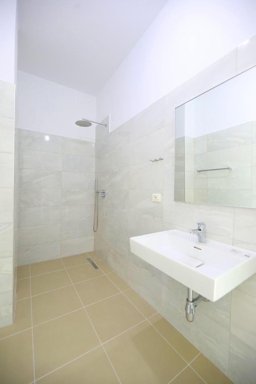 Vila S&S Vlorë Exterior foto